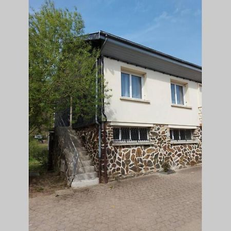 Gite En Bord De Meuse Monthermé Eksteriør bilde