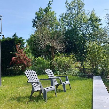 Gite En Bord De Meuse Monthermé Eksteriør bilde